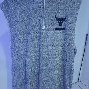 The Rock cut off hoody Large
